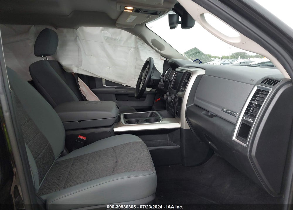 2016 RAM 1500 BIG HORN VIN: 3C6RR6LTXGG300891