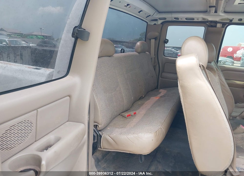 2004 CHEVROLET SILVERADO 2500HD WORK TRUCK VIN: 1GCHC29U44E149483