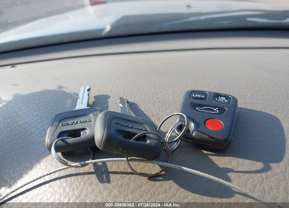 2000 VOLVO S70 SE VIN: YV1LS61J7Y2630805