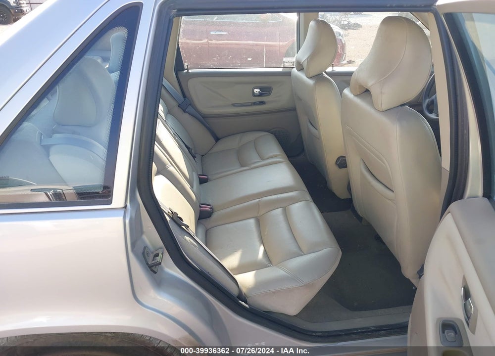 2000 VOLVO S70 SE VIN: YV1LS61J7Y2630805