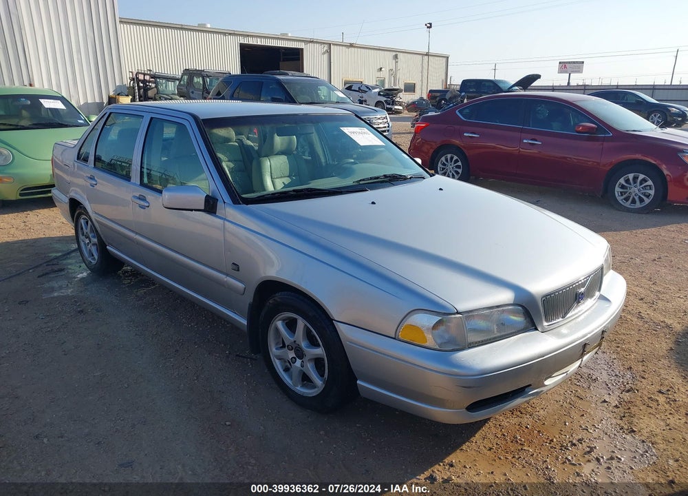 2000 VOLVO S70 SE VIN: YV1LS61J7Y2630805