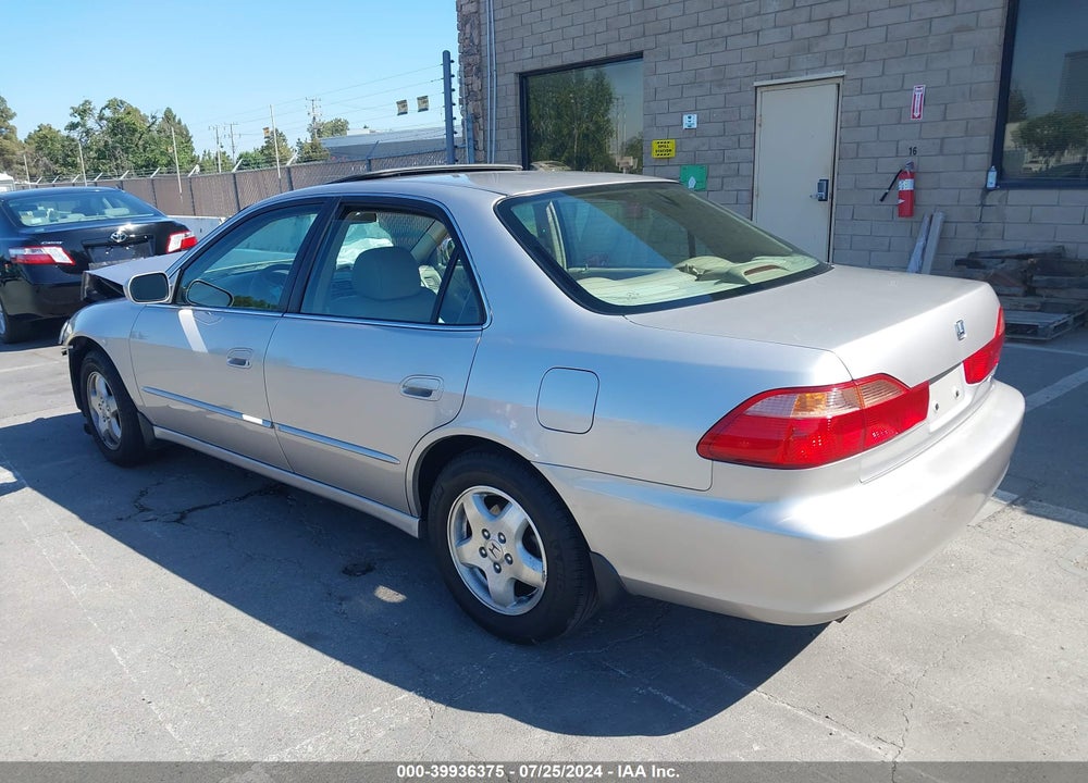 1998 HONDA ACCORD EX V6 VIN: 1HGCG1654WA021892