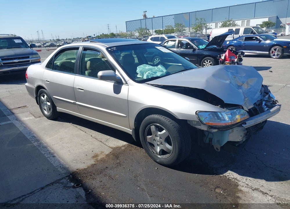 1998 HONDA ACCORD EX V6 VIN: 1HGCG1654WA021892