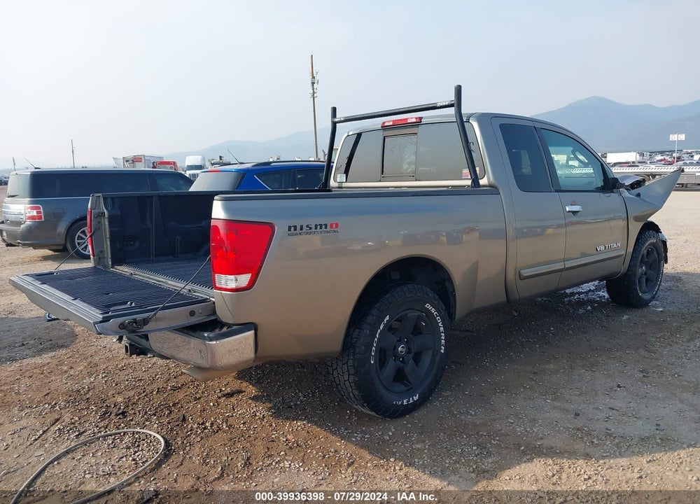 2007 NISSAN TITAN SE VIN: 1N6AA06A67N200344