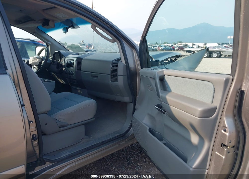2007 NISSAN TITAN SE VIN: 1N6AA06A67N200344