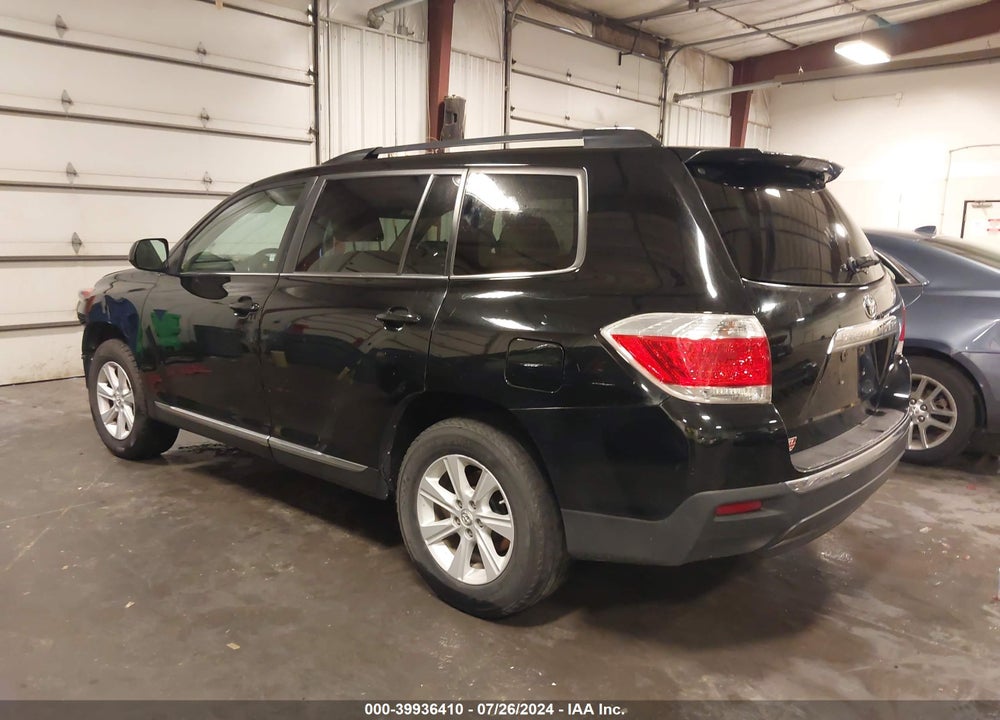 2012 TOYOTA HIGHLANDER SE V6 VIN: 5TDBK3EH7CS138266