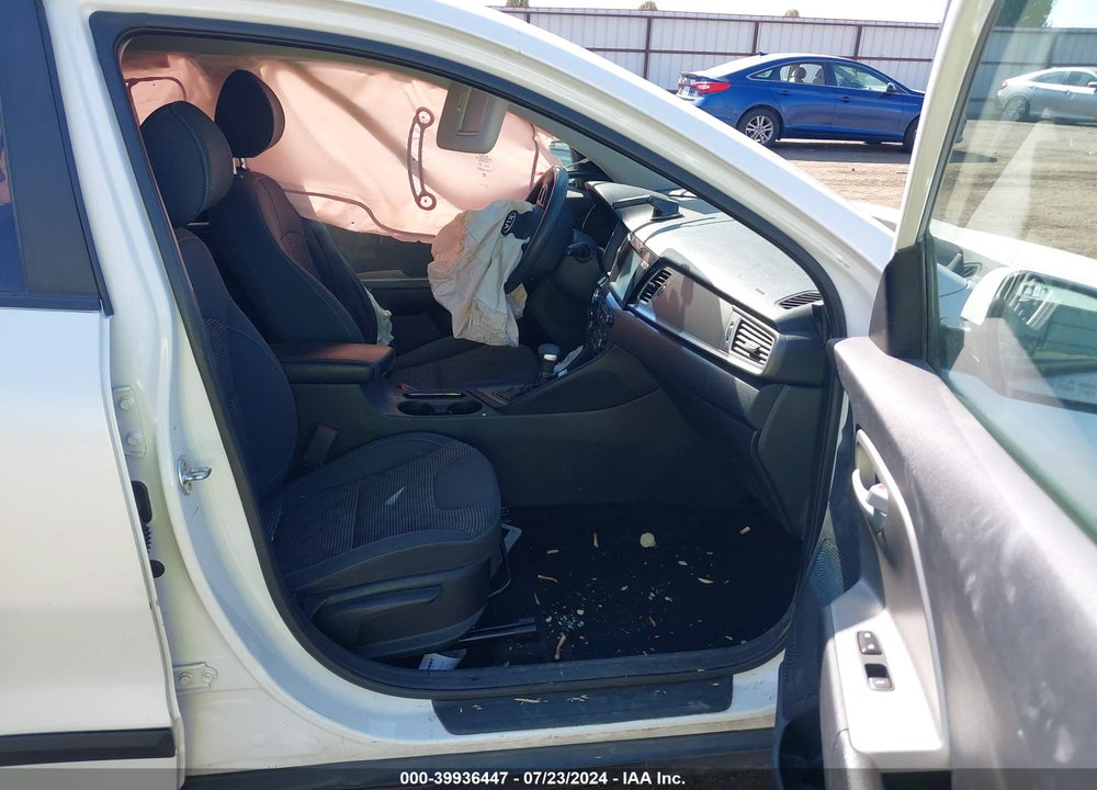 2018 KIA NIRO LX VIN: KNDCB3LC3J5203516