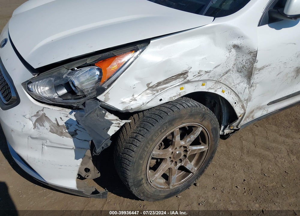 2018 KIA NIRO LX VIN: KNDCB3LC3J5203516