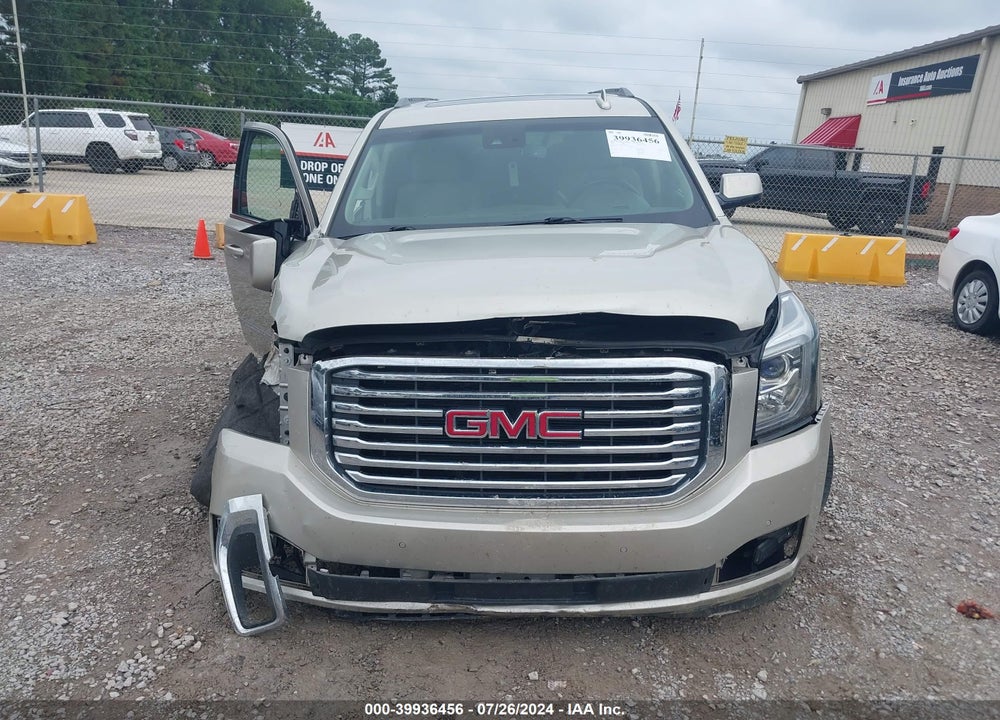2017 GMC YUKON XL SLT VIN: 1GKS1GKC8HR282308