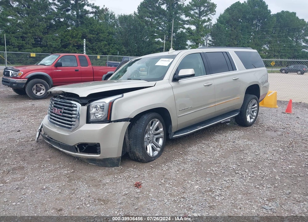 2017 GMC YUKON XL SLT VIN: 1GKS1GKC8HR282308