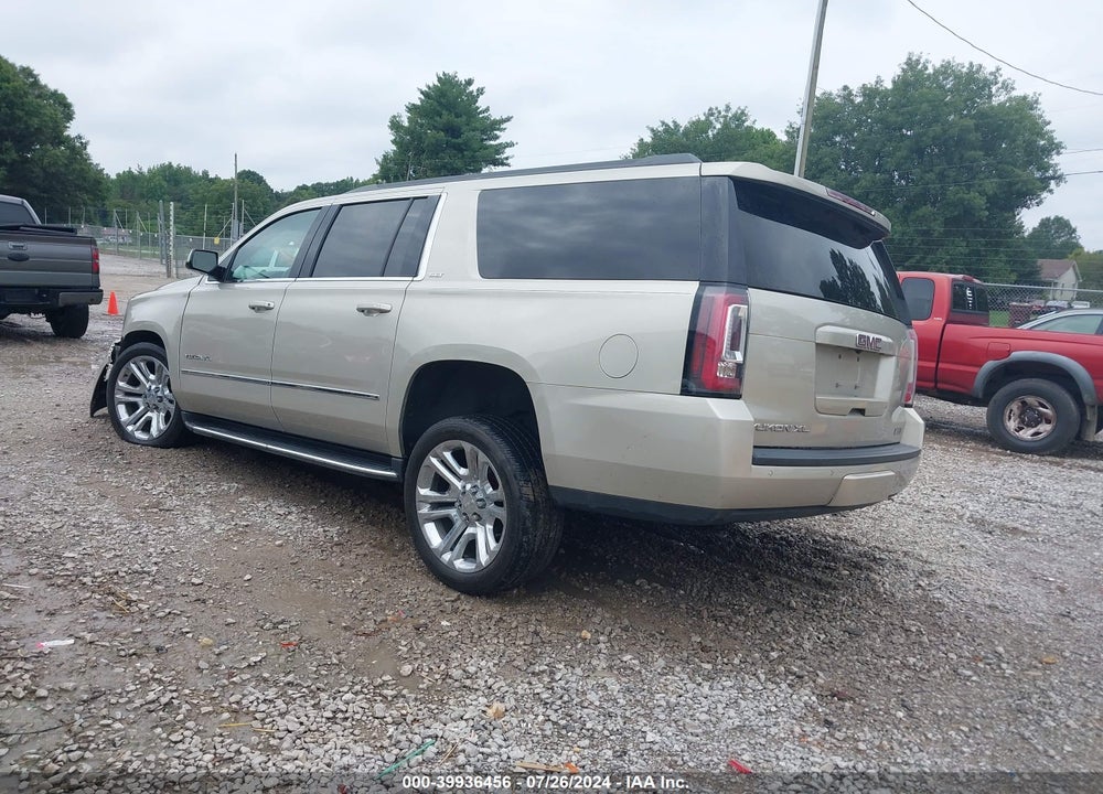 2017 GMC YUKON XL SLT VIN: 1GKS1GKC8HR282308