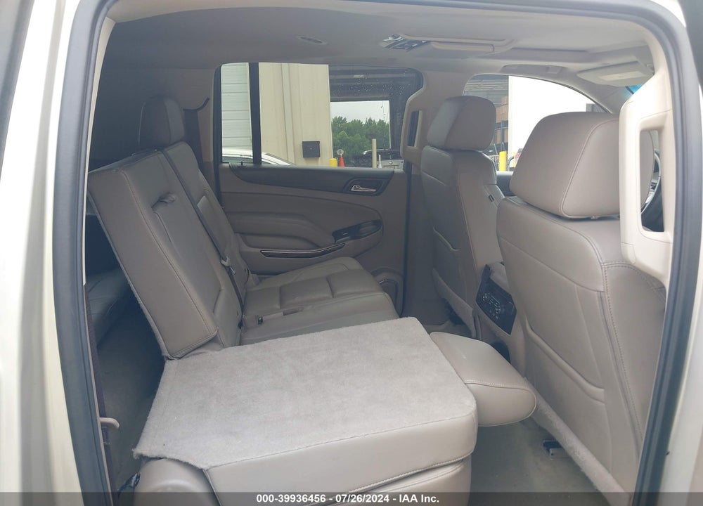 2017 GMC YUKON XL SLT VIN: 1GKS1GKC8HR282308