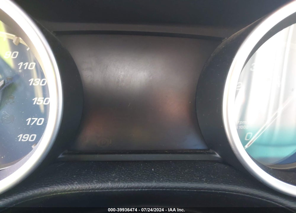 2014 MASERATI GHIBLI VIN: ZAM57XSA6E1103498
