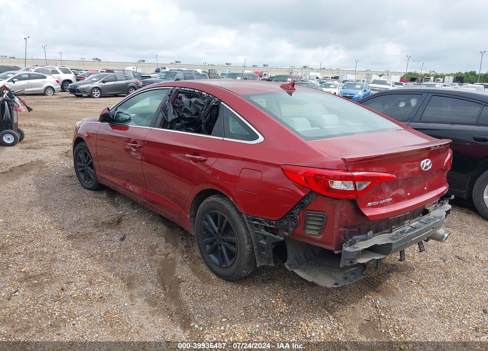 2015 HYUNDAI SONATA SE VIN: 5NPE24AF7FH149253