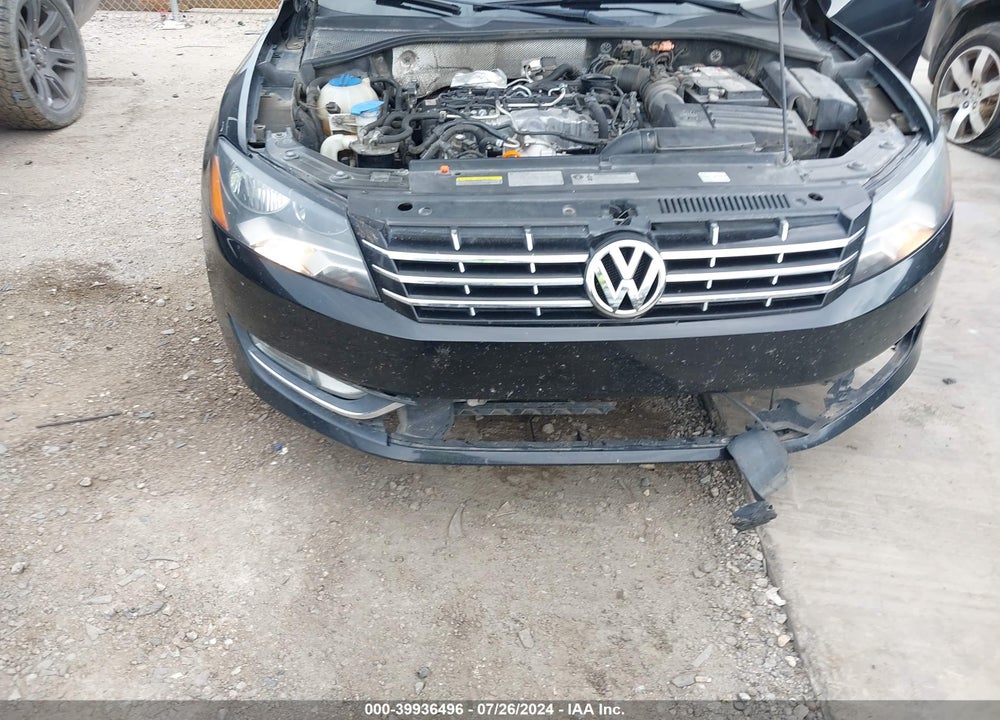 2013 VOLKSWAGEN PASSAT 2.0L TDI SE VIN: 1VWBN7A39DC051915