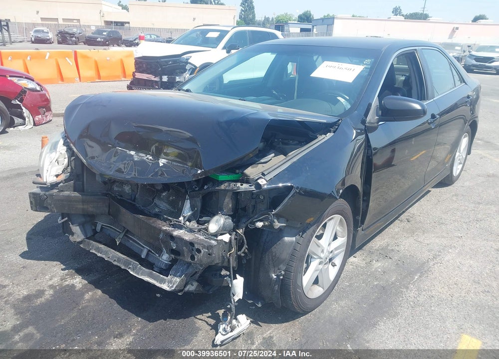 2014 TOYOTA CAMRY SE VIN: 4T1BF1FK5EU869355