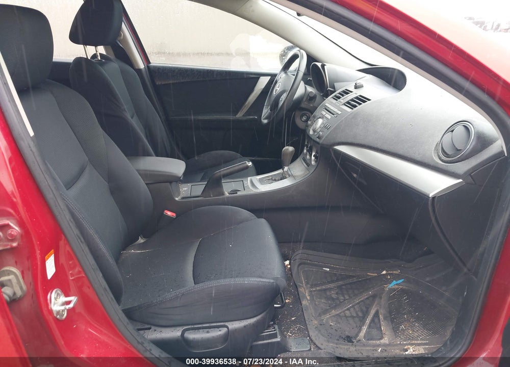 2010 MAZDA 3 S SPORT VIN: JM1BL1H55A1139932