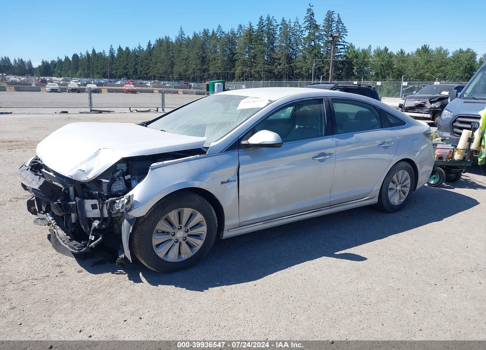 2016 HYUNDAI SONATA HYBRID SE VIN: KMHE24L19GA029539