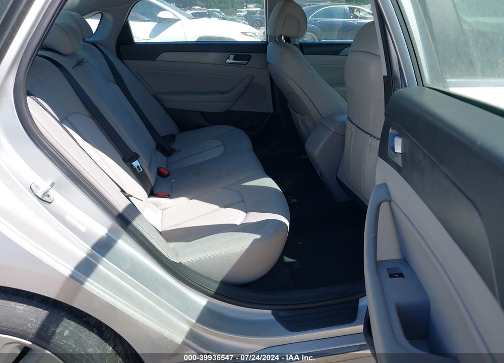 2016 HYUNDAI SONATA HYBRID SE VIN: KMHE24L19GA029539