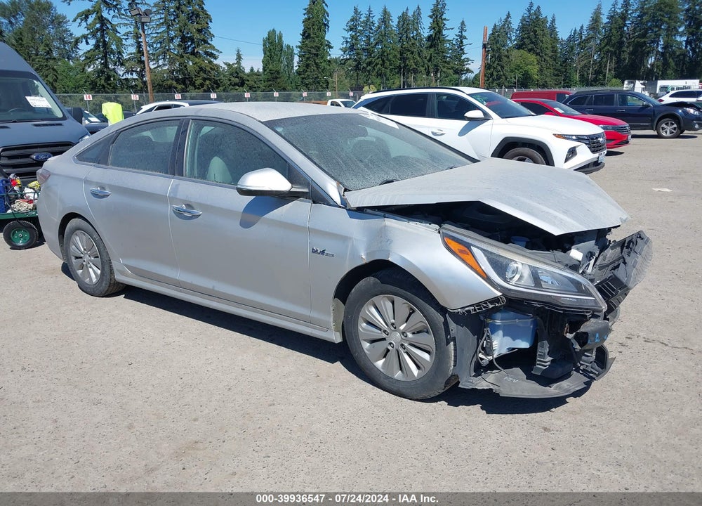 2016 HYUNDAI SONATA HYBRID SE VIN: KMHE24L19GA029539