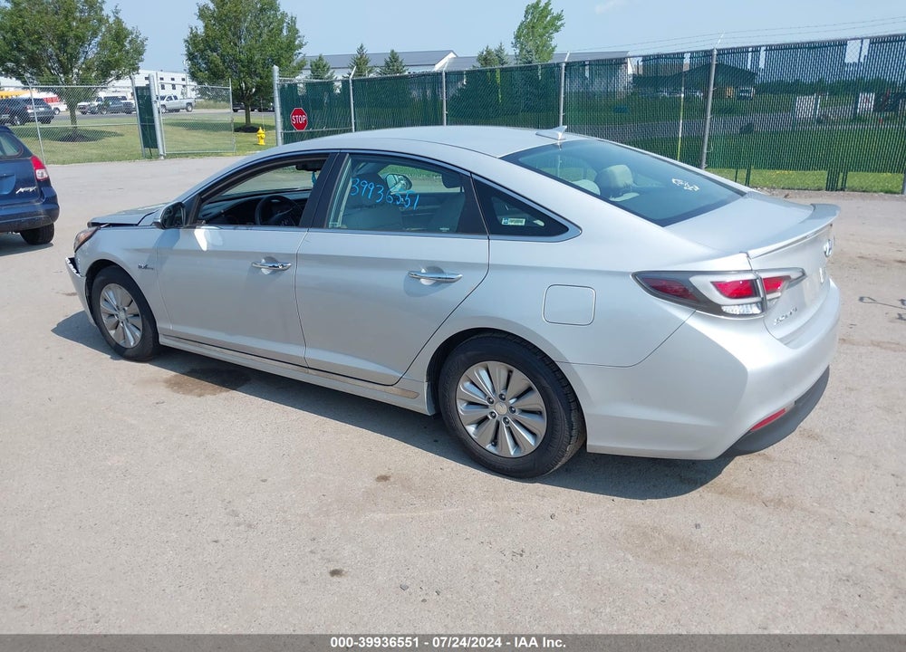 2016 HYUNDAI SONATA HYBRID SE VIN: KMHE24L19GA010988