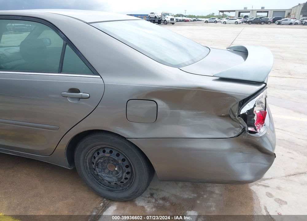 2003 TOYOTA CAMRY LE VIN: 4T1BE32K53U735236