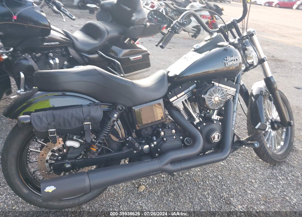2016 HARLEY-DAVIDSON FXDBP DYNA STREET BOB VIN: 1HD1VAM32GC306561