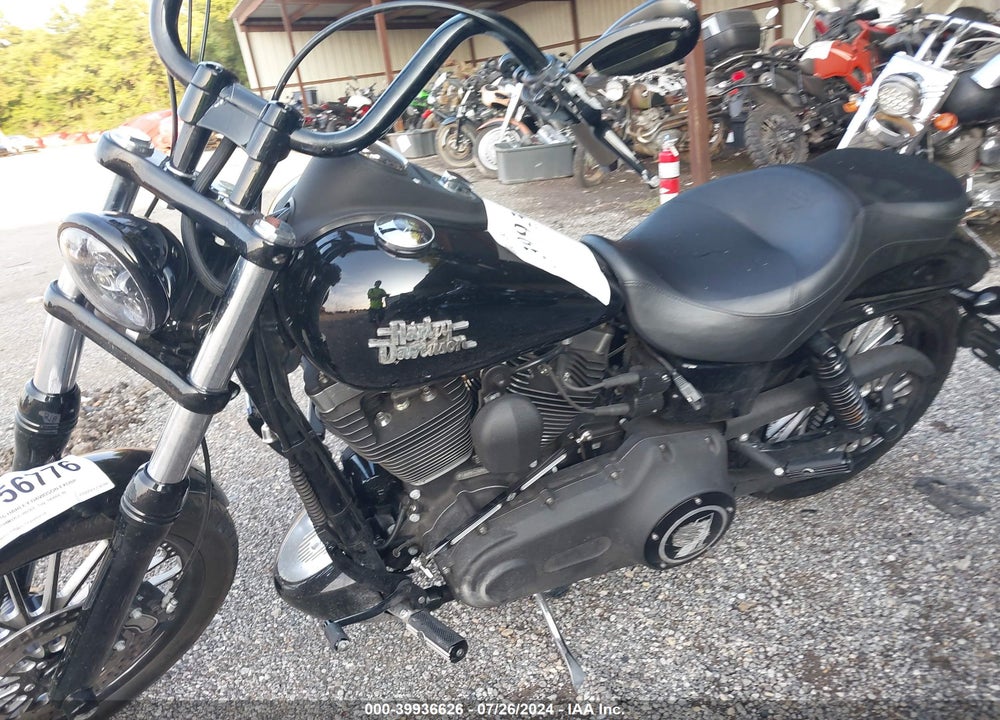 2016 HARLEY-DAVIDSON FXDBP DYNA STREET BOB VIN: 1HD1VAM32GC306561