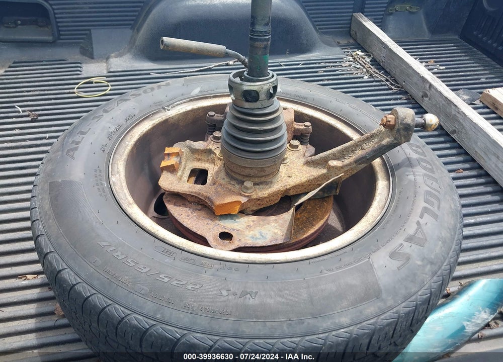 1998 FORD F-150 LARIAT/STANDARD/XL/XLT VIN: 1FTZX18W7WNA27807