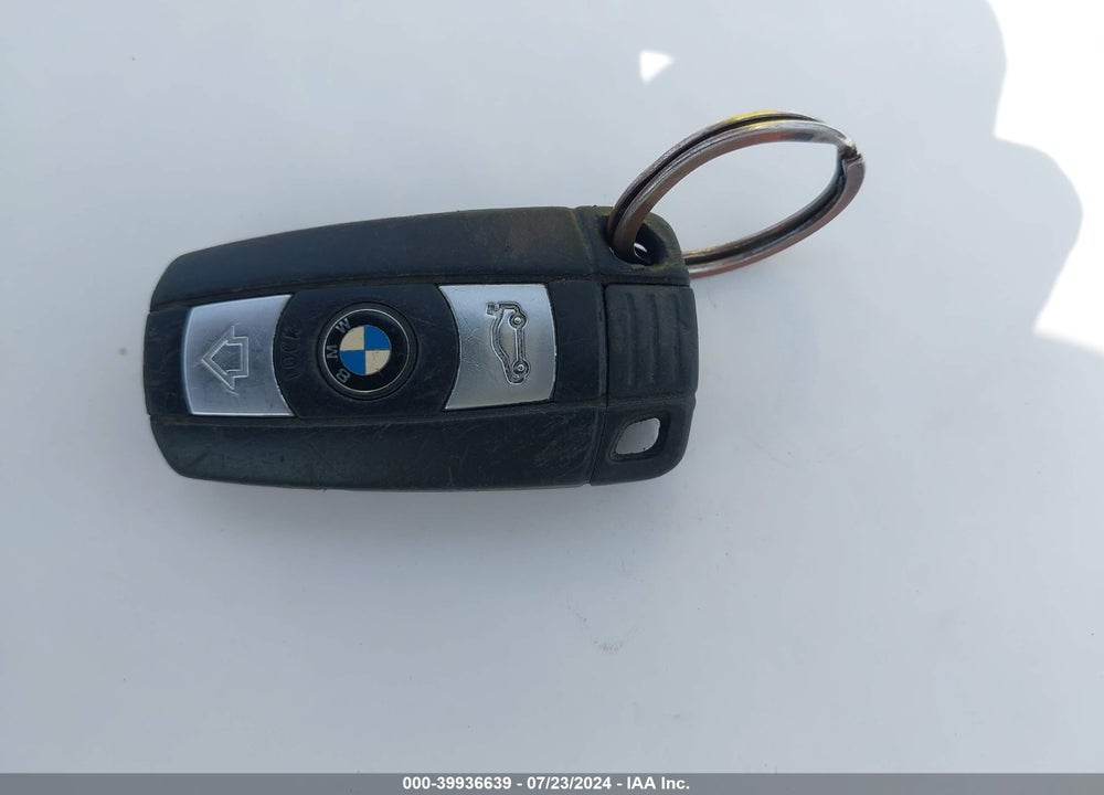 2008 BMW 328I VIN: WBAVA37528NL57200