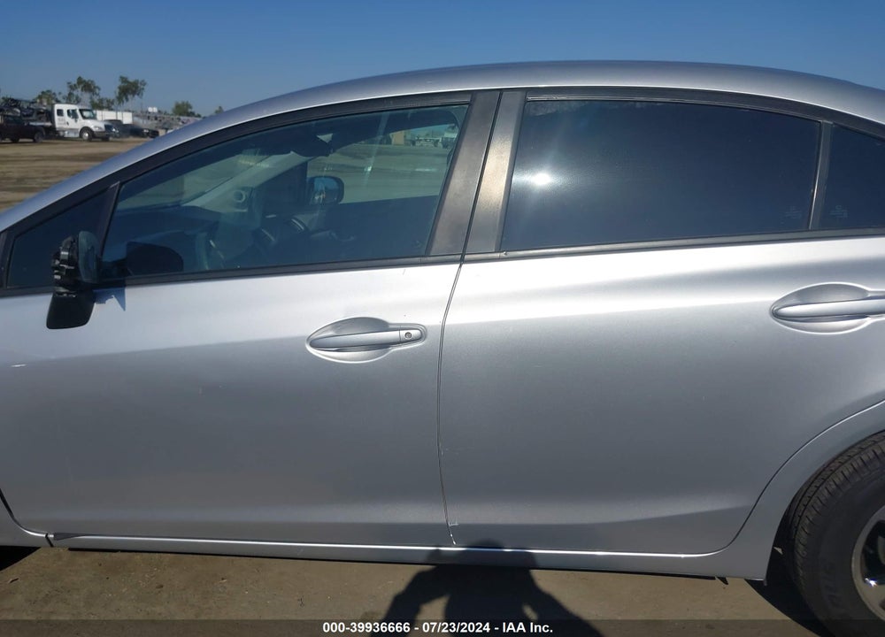 2015 HONDA CIVIC VIN: 19XFB2F75FE246305
