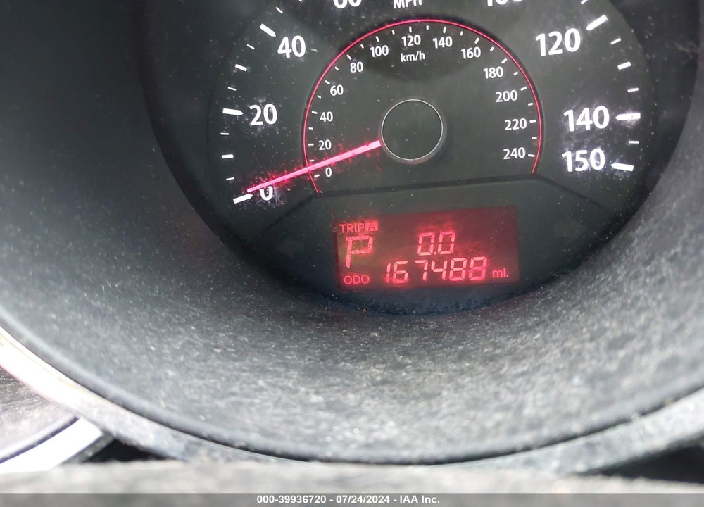 2011 KIA SORENTO EX V6 VIN: 5XYKU4A24BG015019