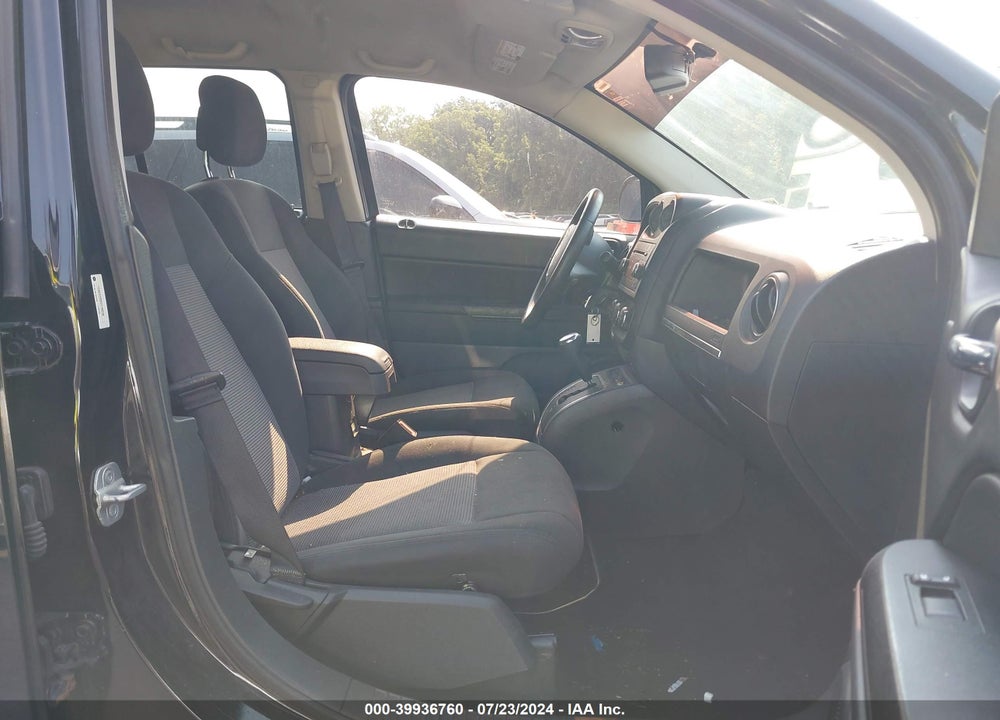 2013 JEEP COMPASS LATITUDE VIN: 1C4NJDEBXDD190036