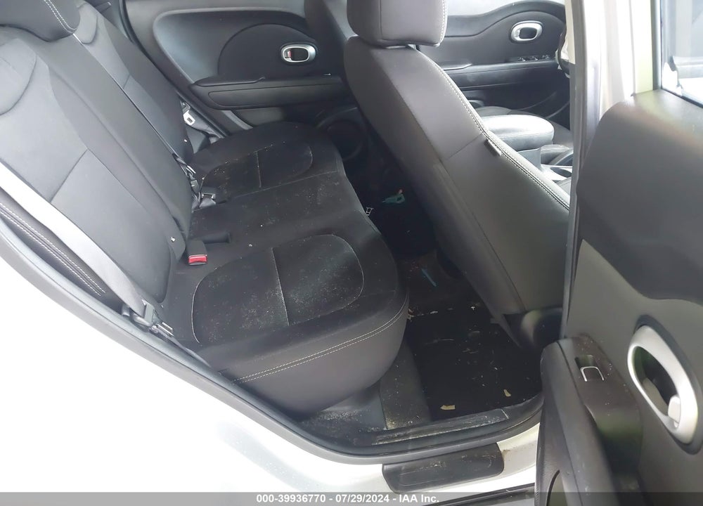 2018 KIA SOUL VIN: KNDJN2A29J7609100