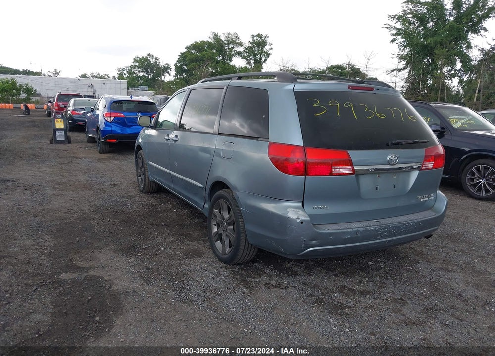 2005 TOYOTA SIENNA XLE LIMITED VIN: 5TDBA22C75S030125