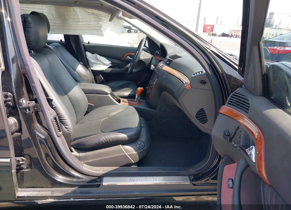 2000 MERCEDES-BENZ S 430 VIN: WDBNG70J4YA041223