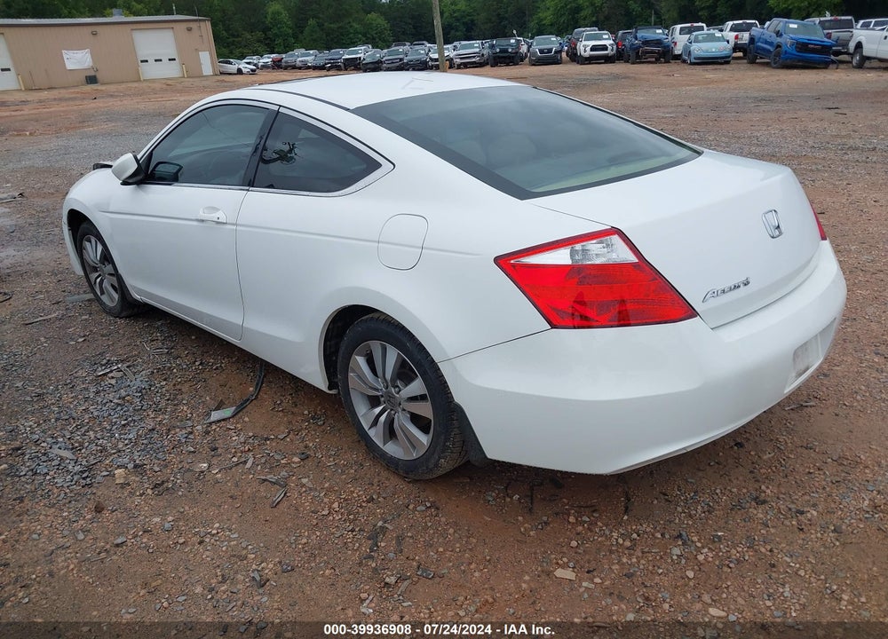 2010 HONDA ACCORD VIN: 1HGCS1B82AA016021