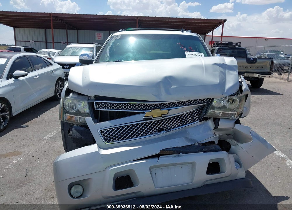 2011 CHEVROLET AVALANCHE 1500 LTZ VIN: 3GNTKGE30BG304907