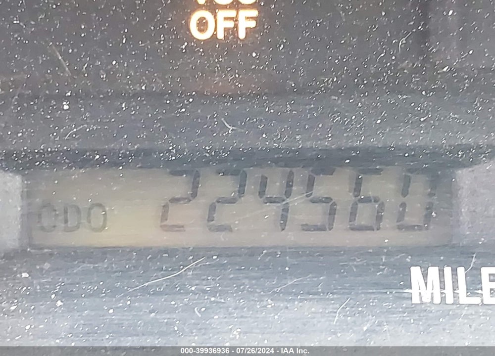 2002 TOYOTA AVALON XLS VIN: 4T1BF28B12U213183