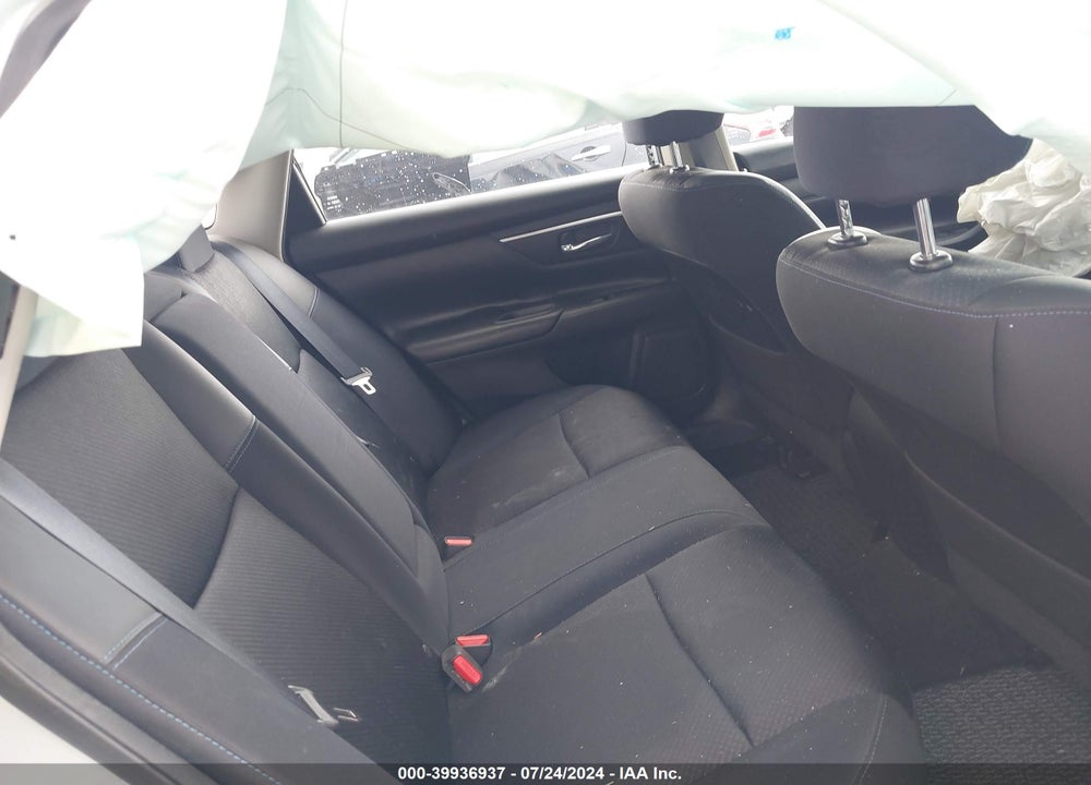 2016 NISSAN ALTIMA VIN: 1N4AL3AP4GC253023