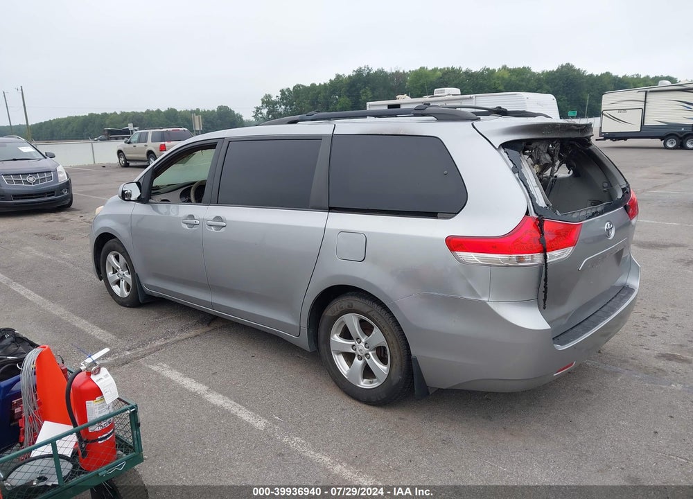 2011 TOYOTA SIENNA LE V6 VIN: 5TDKK3DCXBS001603
