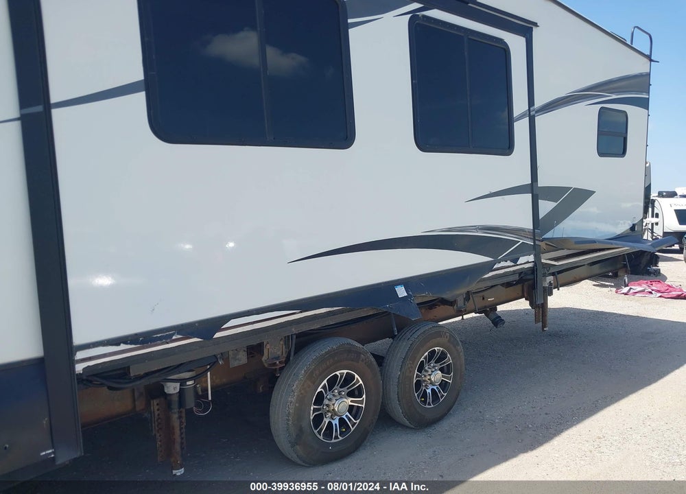 2021 FOREST RIVER CRUSADER VIN: 5ZT3CS5B7MG125499