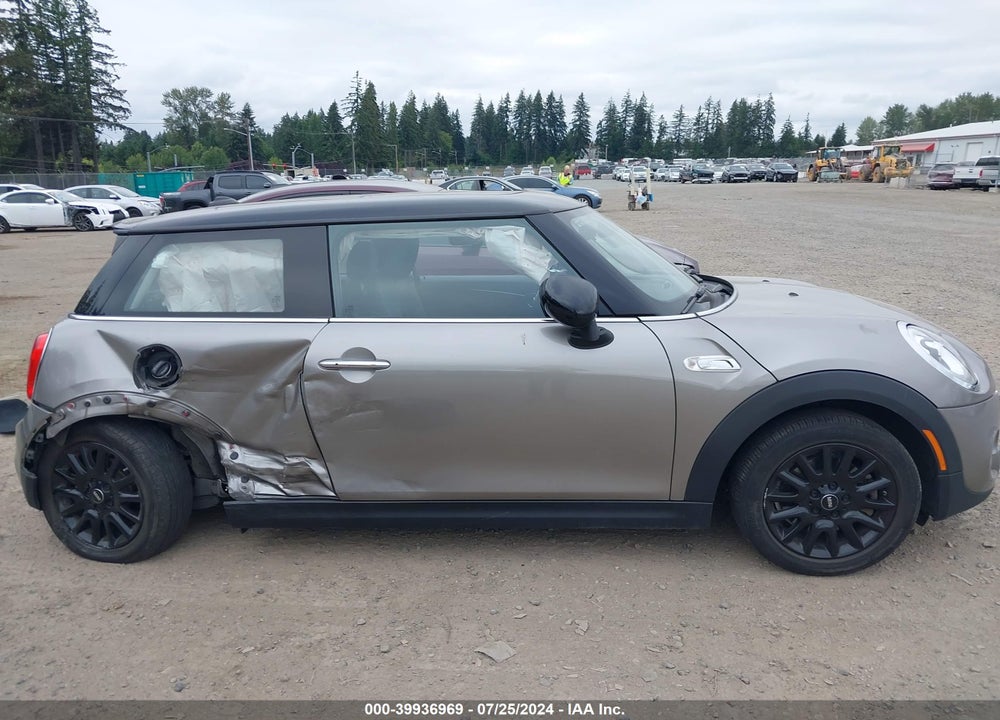 2017 MINI HARDTOP COOPER S VIN: WMWXP7C30H2A45738