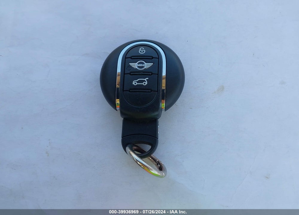 2017 MINI HARDTOP COOPER S VIN: WMWXP7C30H2A45738