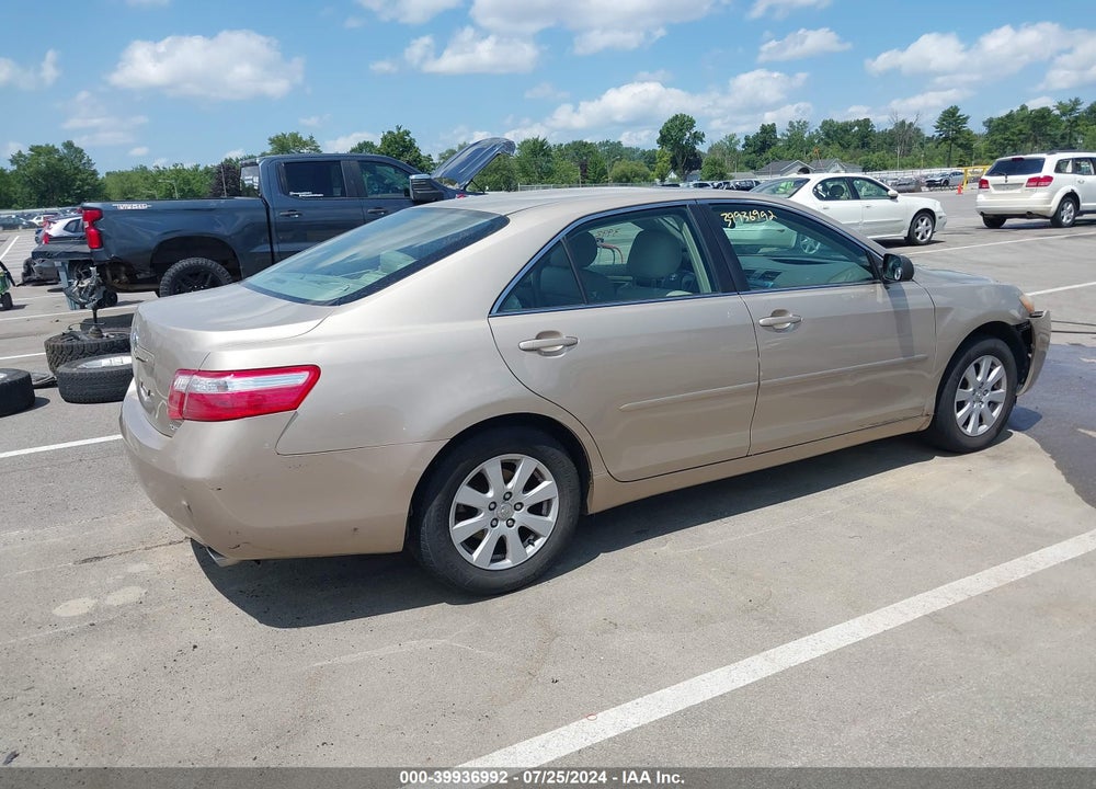 2008 TOYOTA CAMRY XLE VIN: 4T1BE46K18U247893