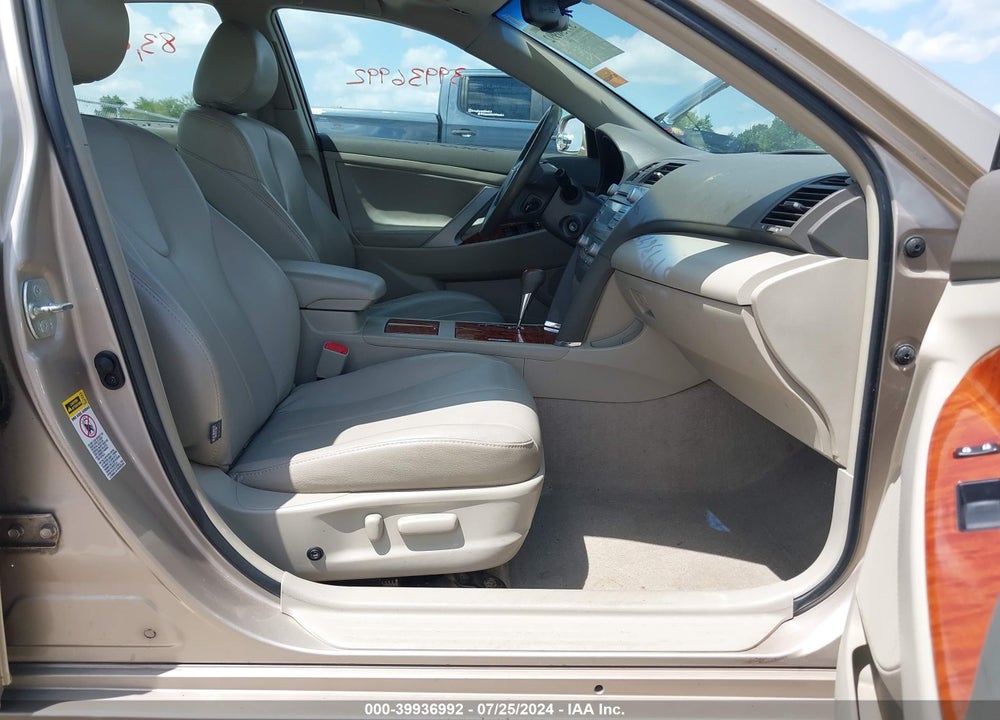 2008 TOYOTA CAMRY XLE VIN: 4T1BE46K18U247893