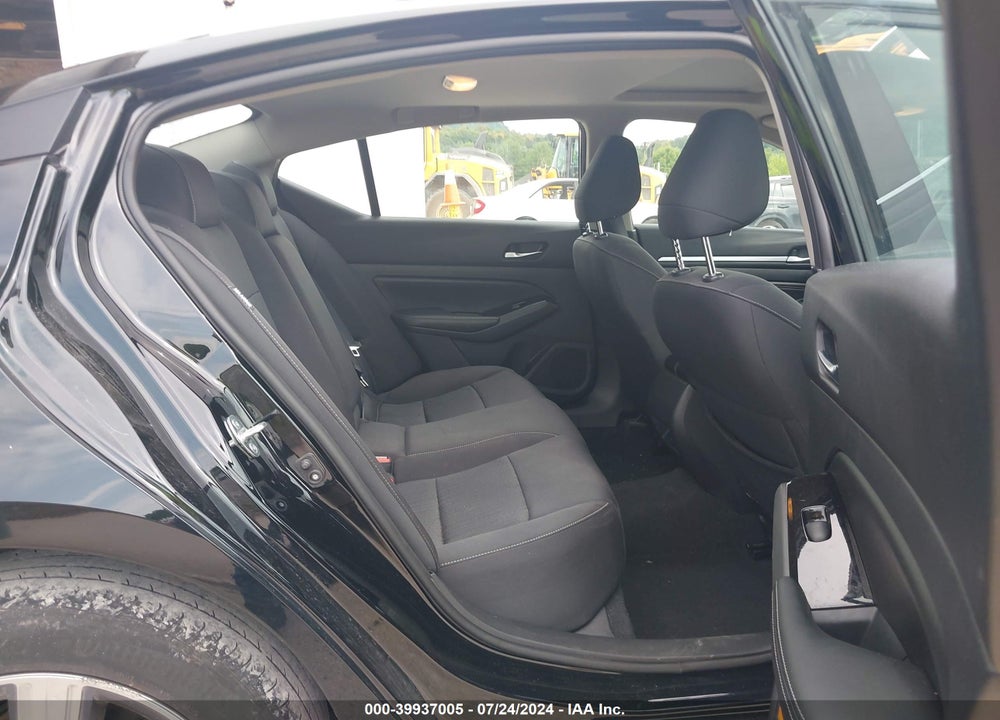 2022 NISSAN ALTIMA SV INTELLIGENT AWD VIN: 1N4BL4DW4NN407051