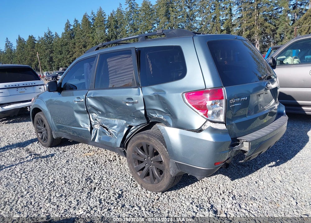 2011 SUBARU FORESTER 2.5X PREMIUM VIN: JF2SHBCC8BH772836