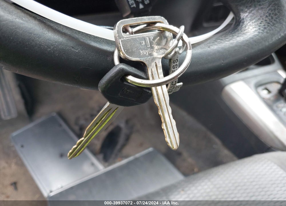 2004 TOYOTA RAV4 VIN: JTEGD20V340043419
