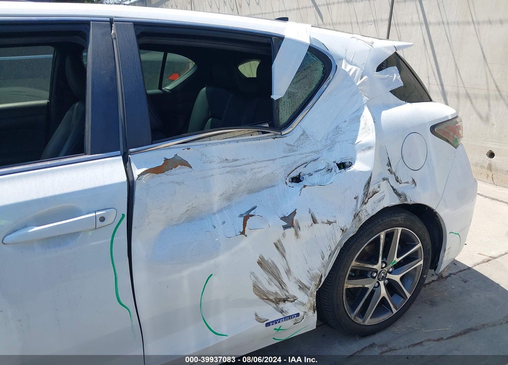 2015 LEXUS CT 200H VIN: JTHKD5BH5F2227998